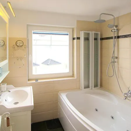 Haus In Mit Und Meerblick, Cleaning Included