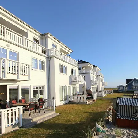 With Sea View In Baltic Sea, Cleaning Included Holiday home *