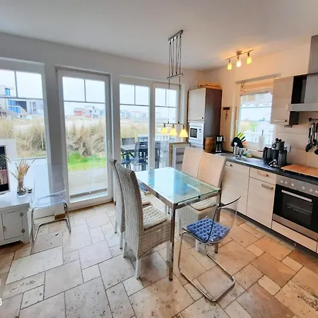 Haus In Mit Und Meerblick, Cleaning Included * Olpenitz